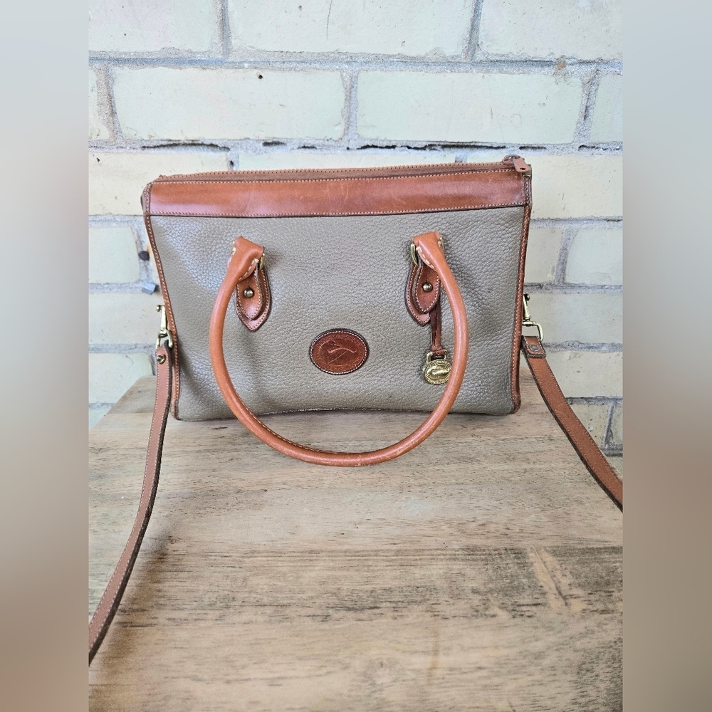 Dooney & Bourke Handbag